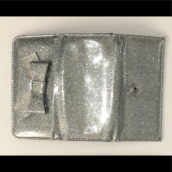 Two Charming Charlie wallet/handbags - Picture 5 of 5